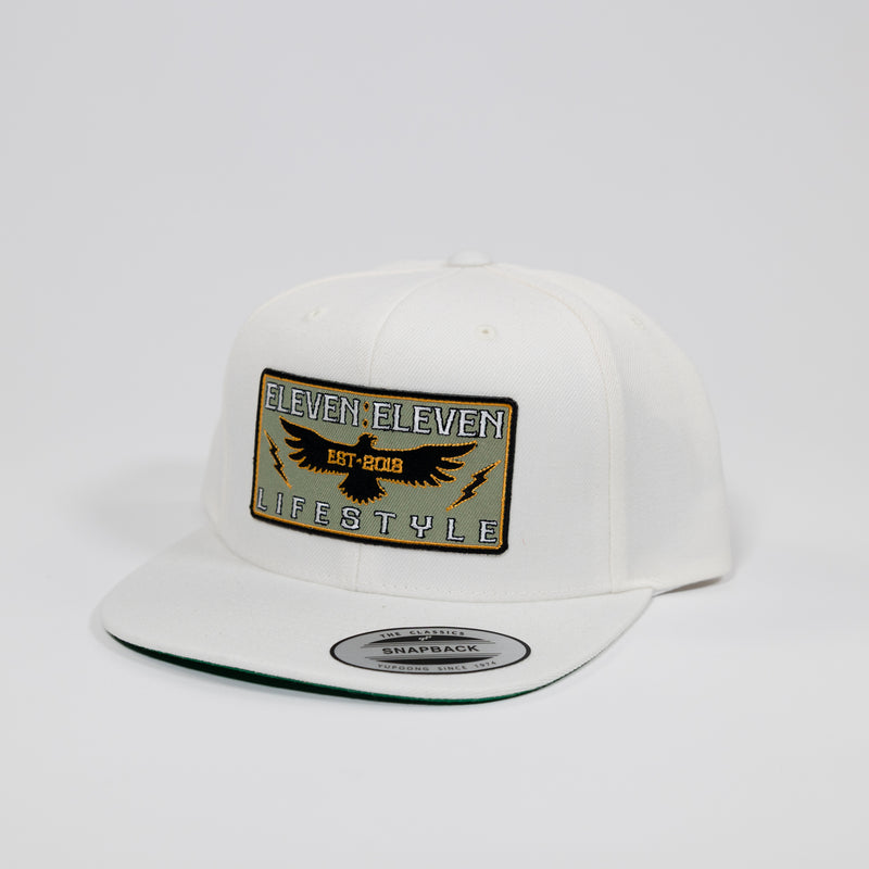 Natural White / Green Screaming Eagle